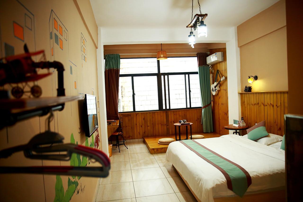 Haikou Time Inn Theme Hotel Екстериор снимка