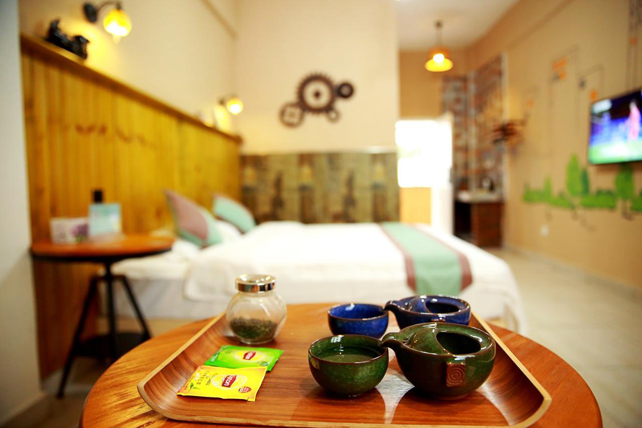 Haikou Time Inn Theme Hotel Екстериор снимка