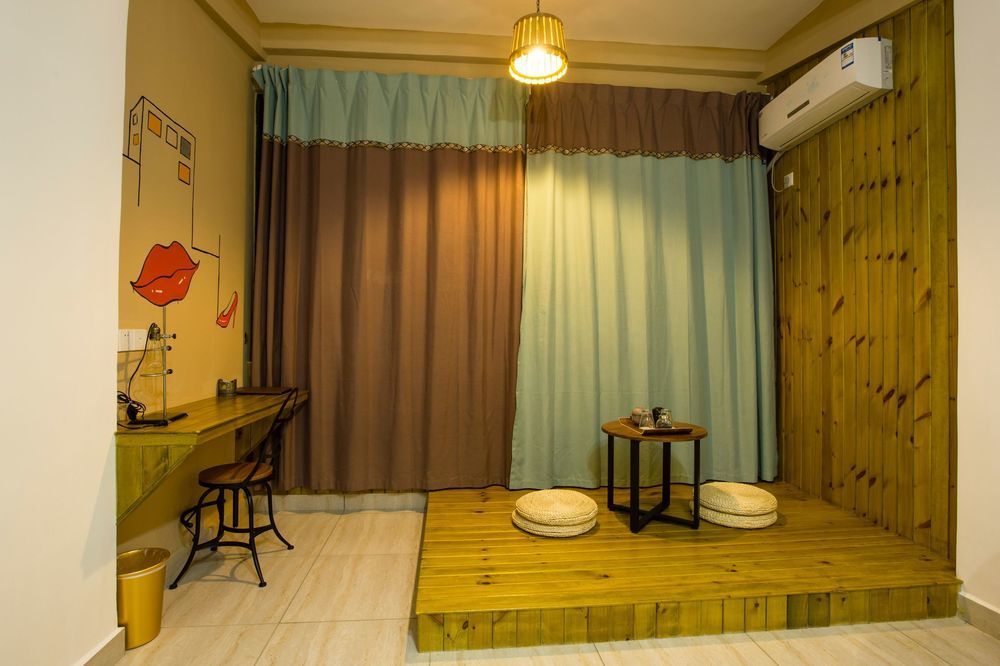 Haikou Time Inn Theme Hotel Екстериор снимка