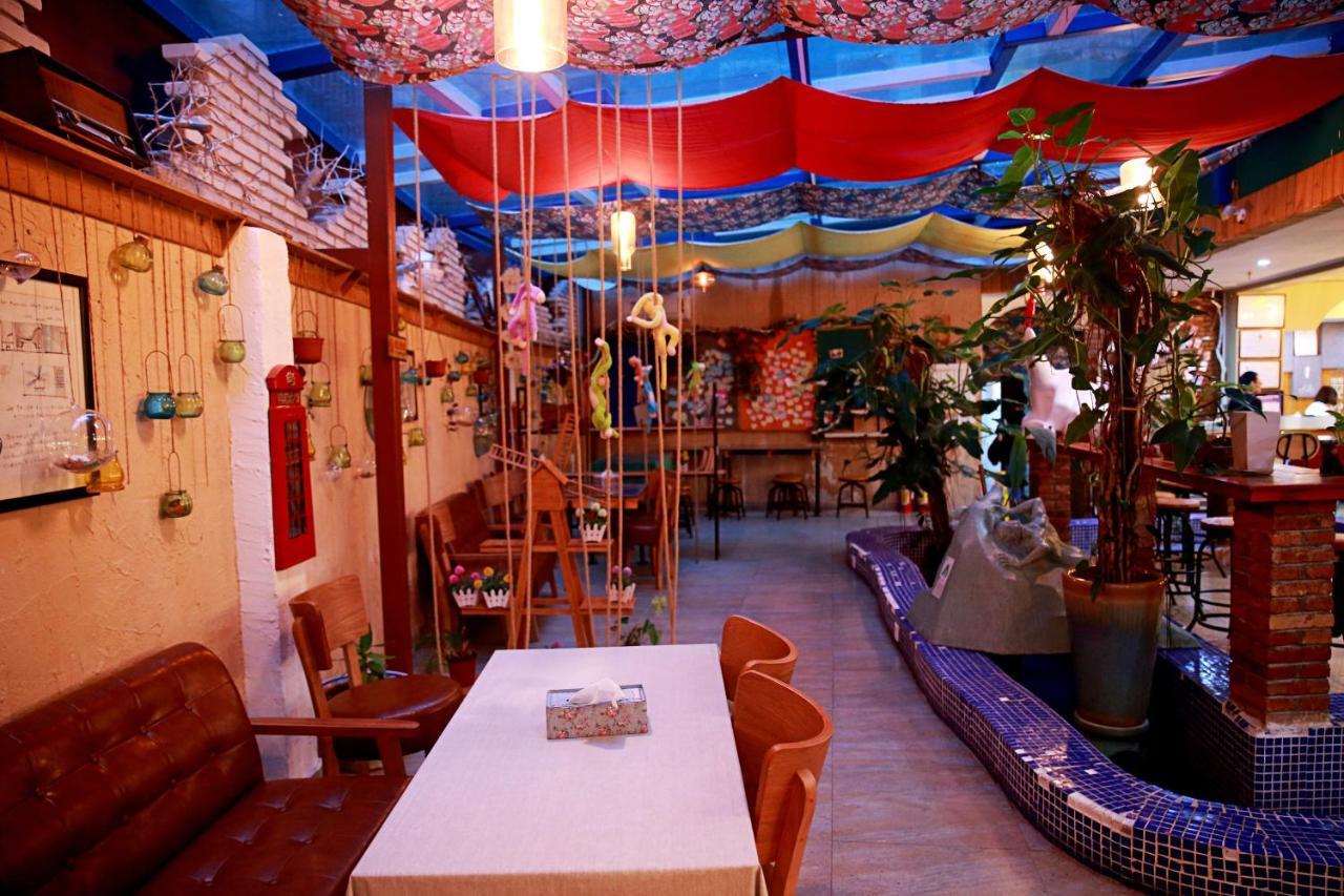 Haikou Time Inn Theme Hotel Екстериор снимка